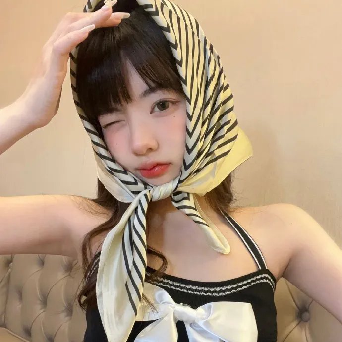 迷雾中的她